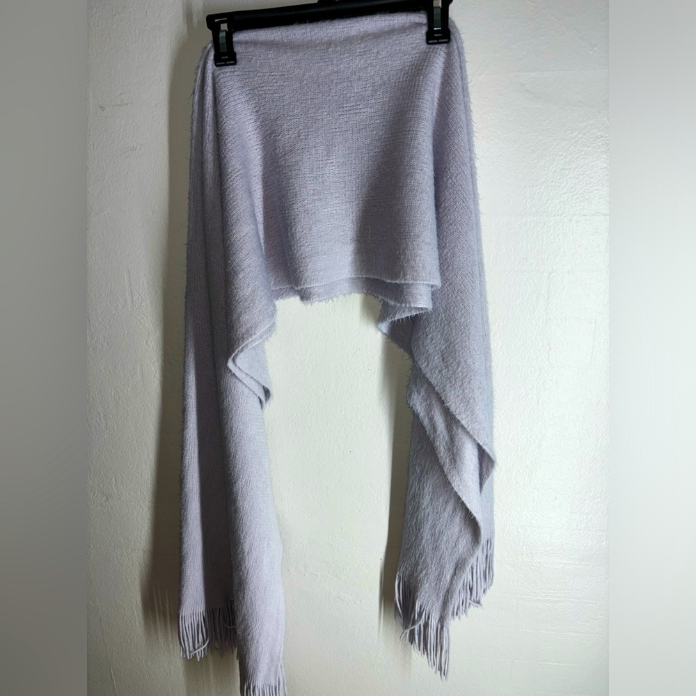 H&M 100% acrylic Grey soft Scarf